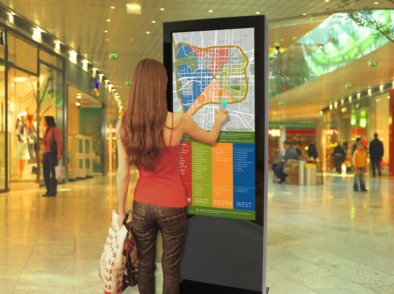 Dispositif interactif tactile wayfinder transport en commun