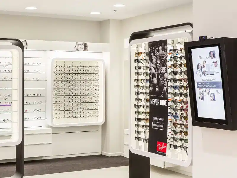 Optique magasin connecté phygital