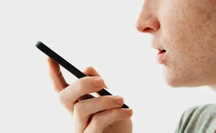 recherche vocale commerce conversationnel