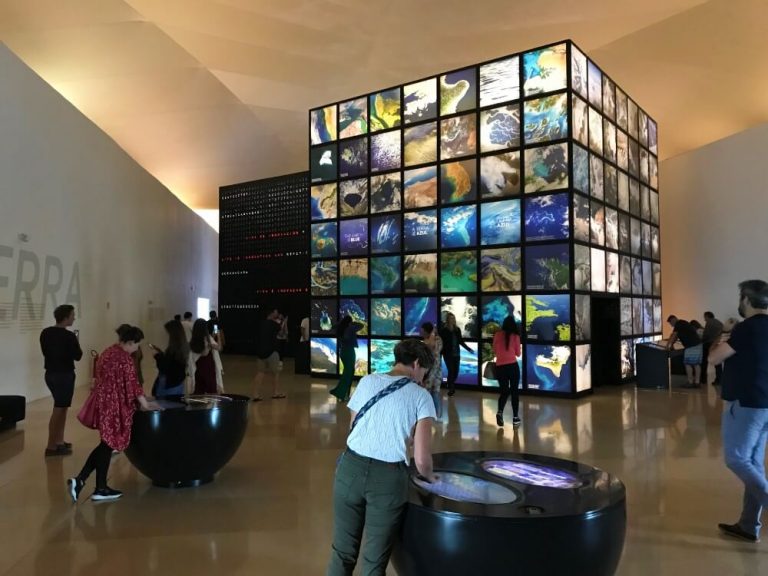 Musée de Demain à Rio de Janeiro expérience visiteur 100% digitale