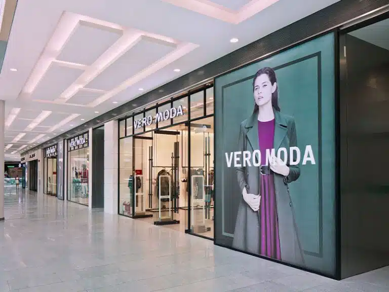 Affichage dynamique centre commercial écran intérieur