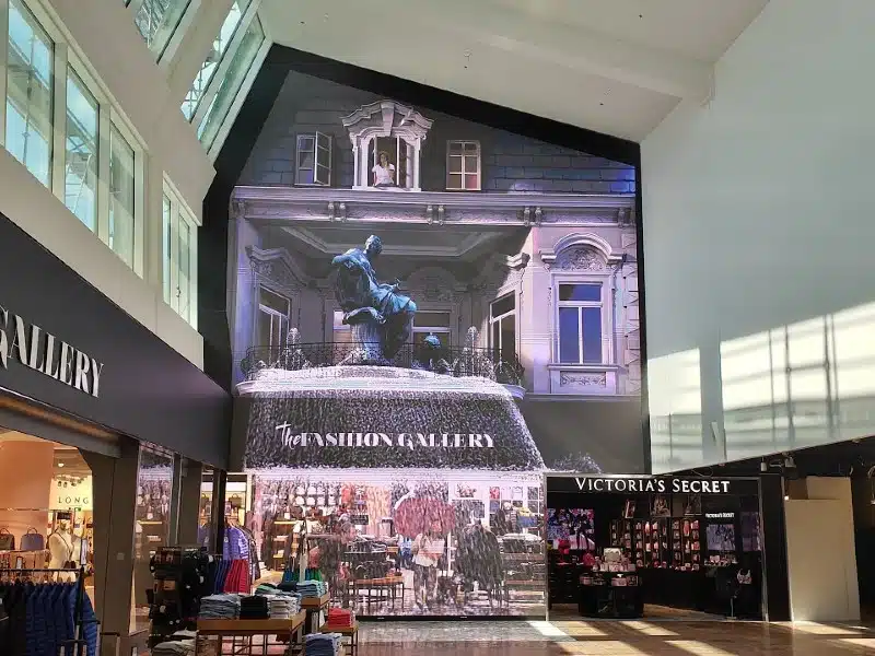 Mur LED dans l'aéroport de Vienne