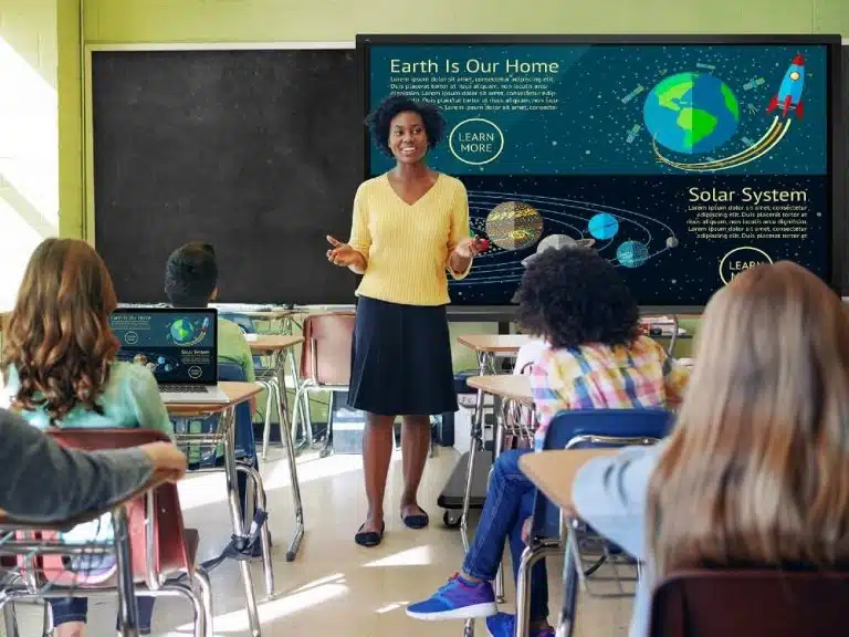 Choisir son logiciel pédagogique pour tableau blanc interactif