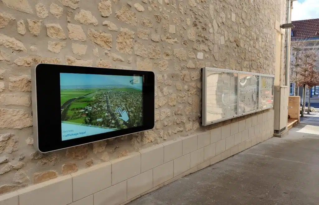 Une borne tactile pour faciliter la diffusion d’informations dans votre mairie ?