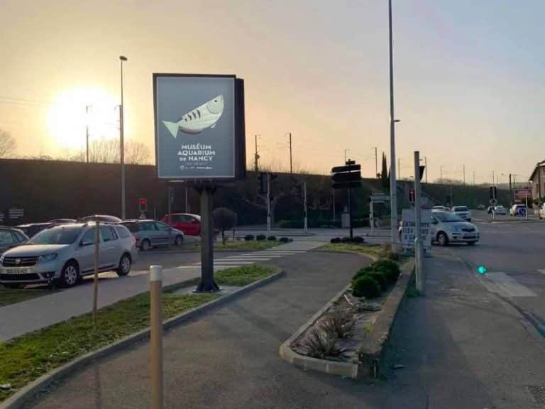 Tout connaître sur le panneau d'affichage électronique extérieur — free download