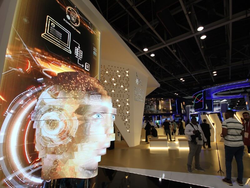 Salon professionnel 8 solutions digitales pour un stand innovant