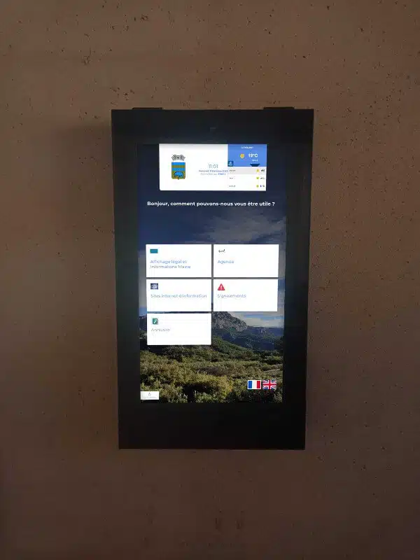 Écran tactile EXTÉRIEUR Datahall Mairie du Tholonet