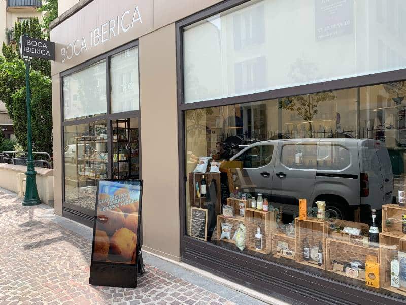 Chevalet numérique pour l'épicerie Boca Iberica