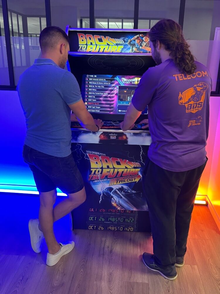borne d'arcade jeu gaming animation événement