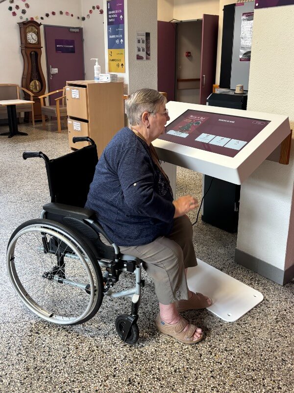 Borne d'informations PMR MEDICARE pour EHPAD Sainte Sophie