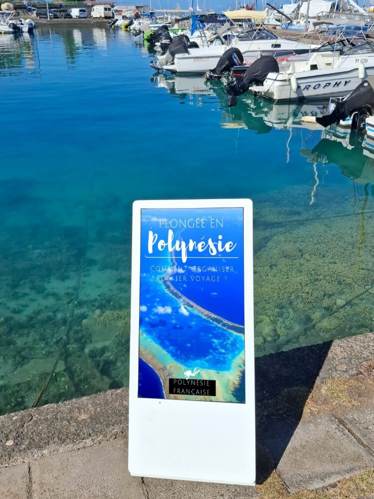 Chevalet pupitre SIGNO Affichage dynamique Port Tahiti