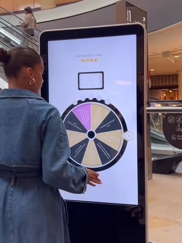 Totem tactile Jeu Roue de la Fortune Sephora Pat McGrath