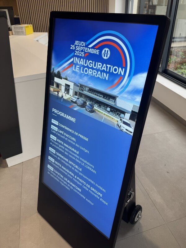 Chevalet numérique inauguration Hampiaux le lorrain