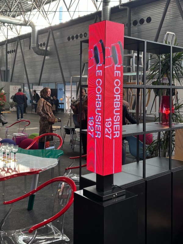 Colonne LED salon événement puces Formes & Couleurs