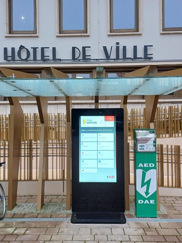 totem outdoor extérieur à Schifflange